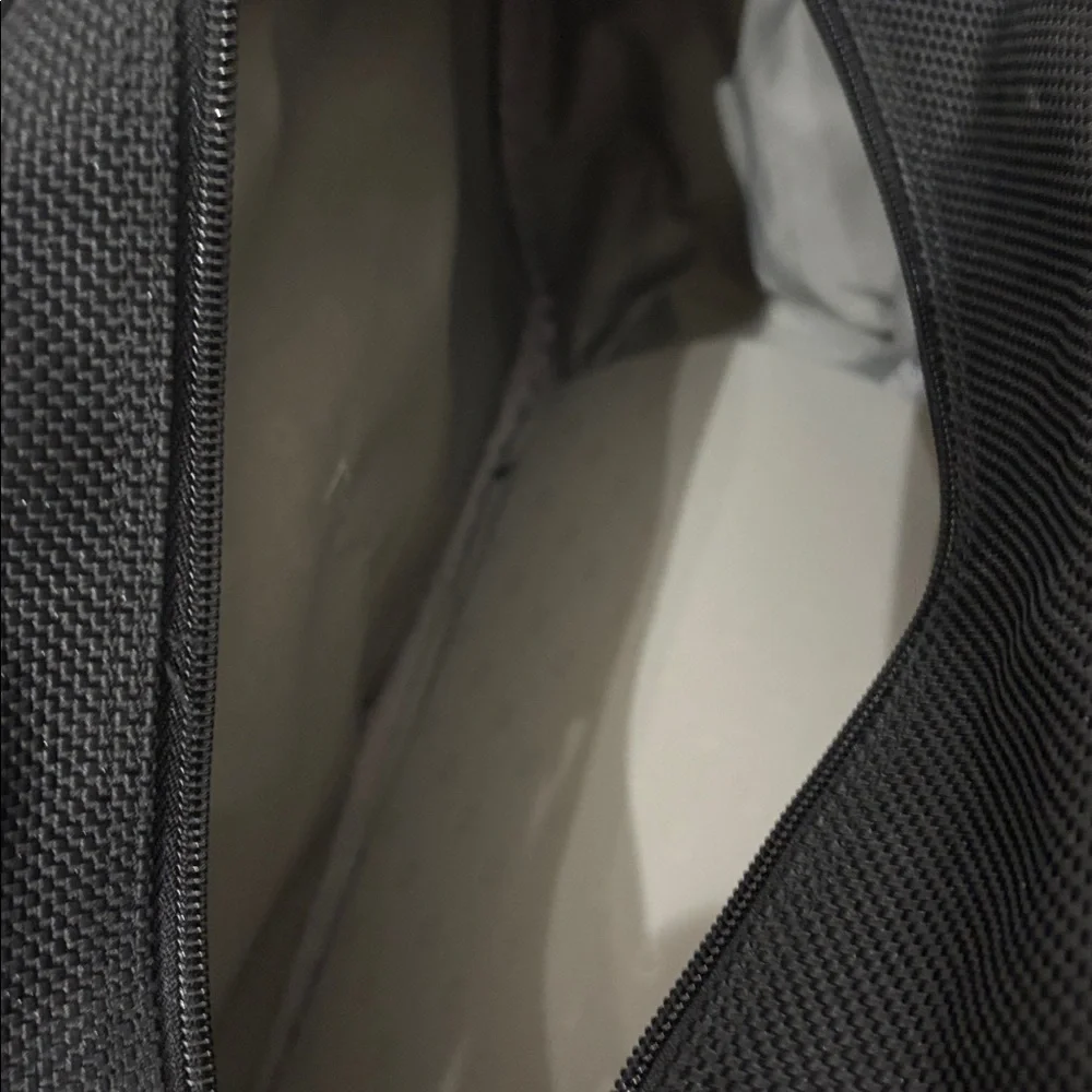 Swiss Engineering Black travel bag - removable shoulder strap - swiss gear